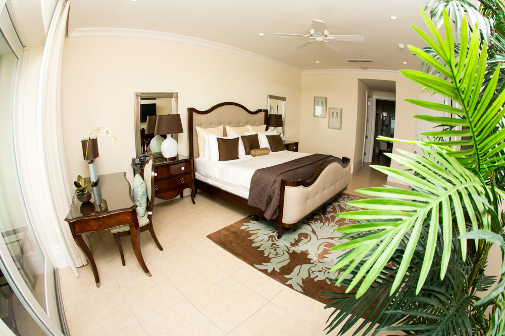Caribbean Club Boutique Hotel, Grand Cayman Seven Mile Beach Exterior photo